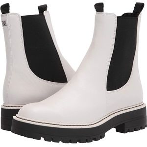 NWT Sam Edelman Laguna Chelsea Boot